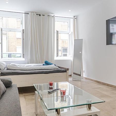 9 Min From City Center - Lovely Studio Near U1 Reumannplatz Вена Экстерьер фото