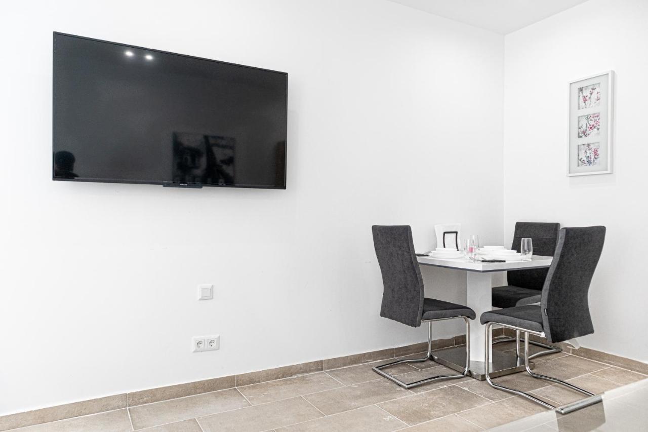 9 Min From City Center - Lovely Studio Near U1 Reumannplatz Вена Экстерьер фото